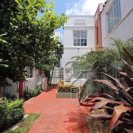 South Beach Steps To Ocean Drive Free Parking & Pet Friendly マイアミビーチ エクステリア 写真