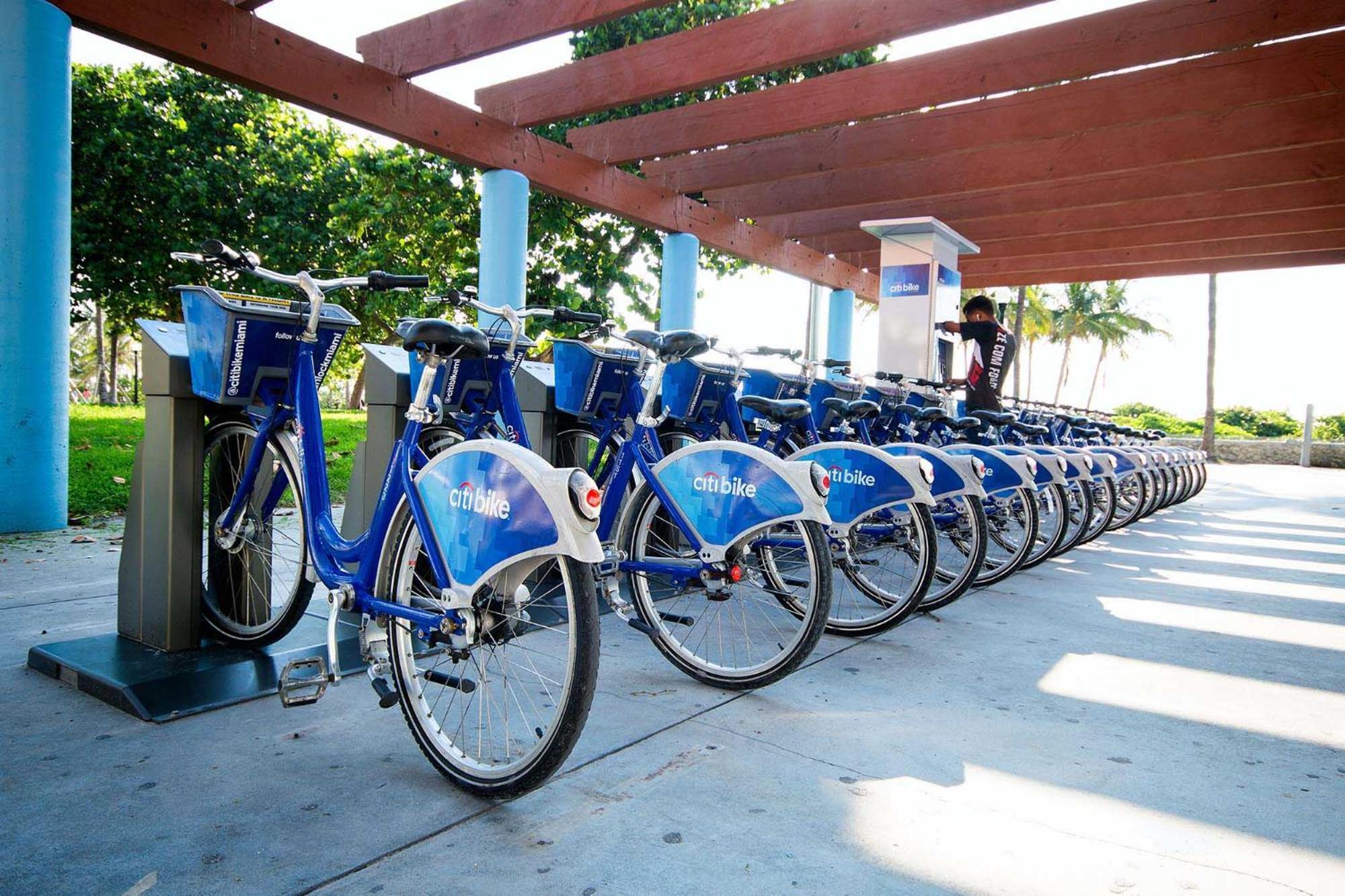 South Beach Steps To Ocean Drive Free Parking & Pet Friendly マイアミビーチ エクステリア 写真